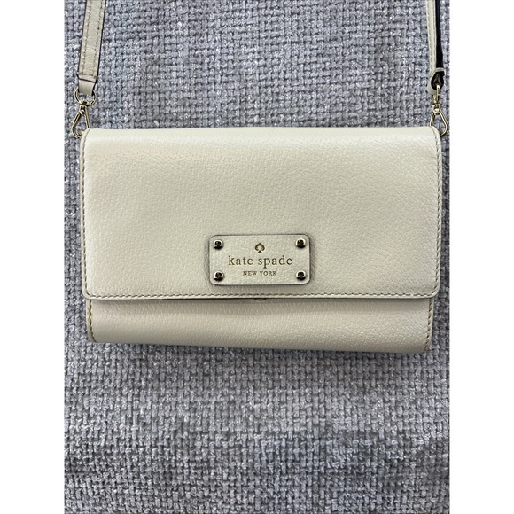 Kate Spade Natalie Wellesley Ivory Convertible Crossbody Clutch SatchelMRSP $250 - Picture 1 of 13
